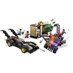 Batmobile and the Two-Face Chase 6864