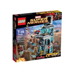 Attack on Avengers Tower 76038